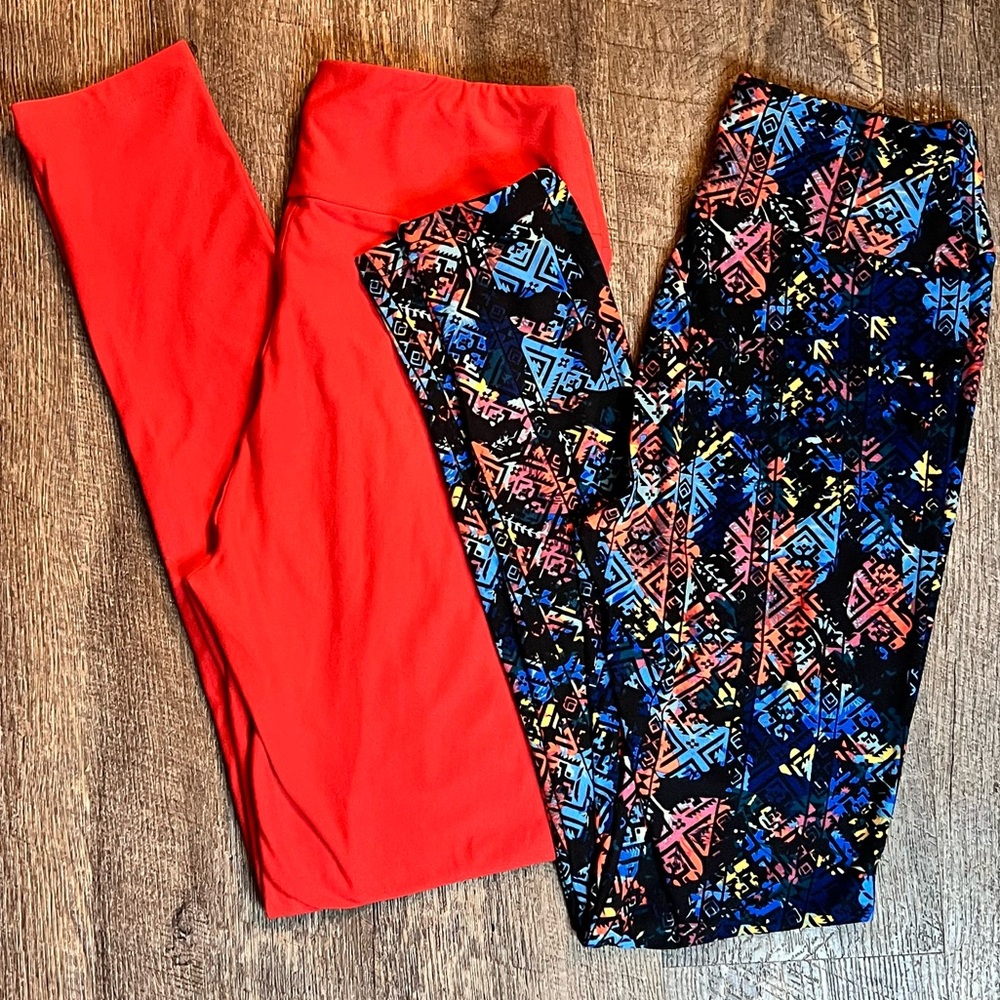 LuLaRoe OS Leggings Lot of 2 Red Solid Geometric Print One Size